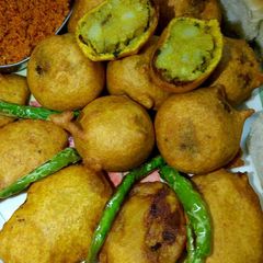 Vada pav A picture of Vada pav.