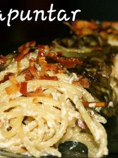 Una foto de Espaguetis con alcachofas y panceta 🥓 🍝