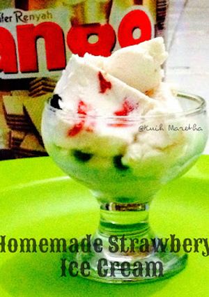 Foto resep Homemade Strawberry Ice Cream