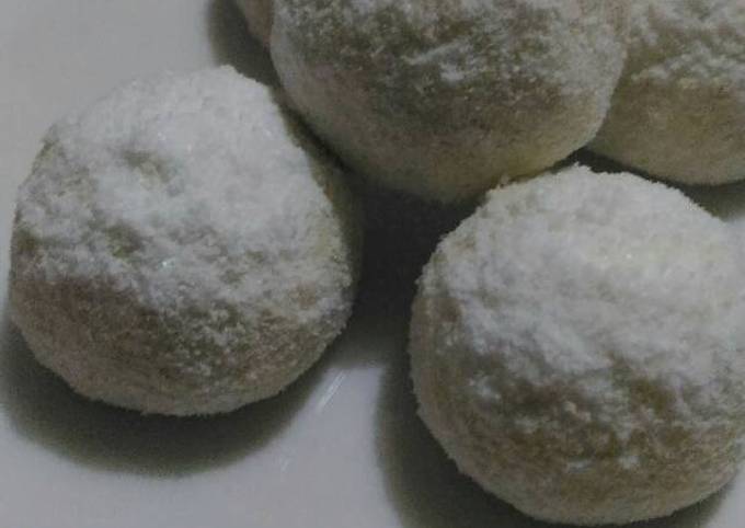 Bola salju aka putri salju aka snow ball (session kesekian sekian) tekstur petjaaaah di mulut 😘