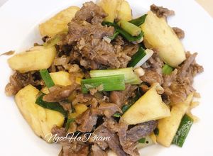 Hình của món Bò xào dứa.