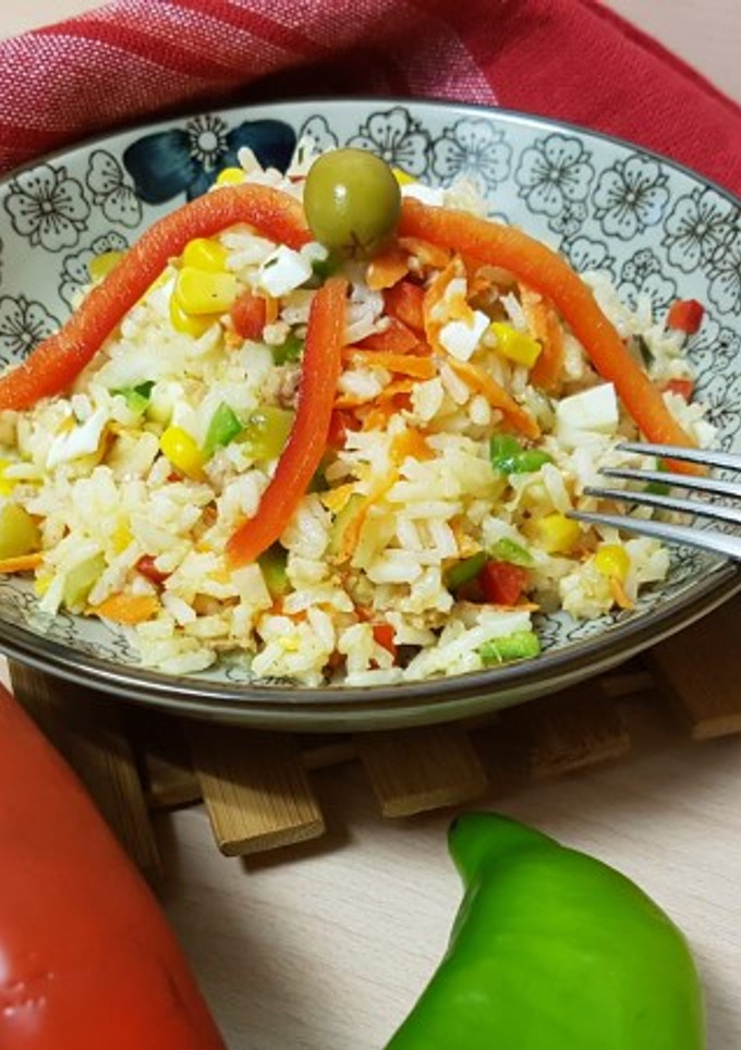 Una foto de Ensalada de arroz (vegetariano)