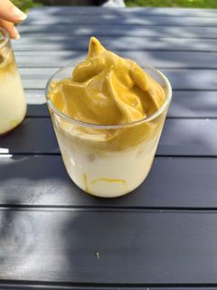 Une photo de Dalgona Coffe caramel