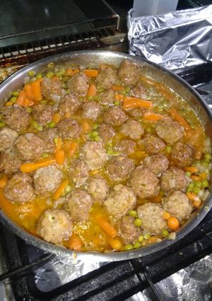 Una foto de Albóndigas a la jardinera