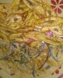 Torta de huevo con plátanos fritos
