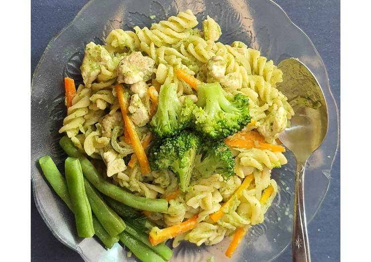 Cara Gampang Menyiapkan Green Fusili Chicken Diet yang Bikin Ngiler