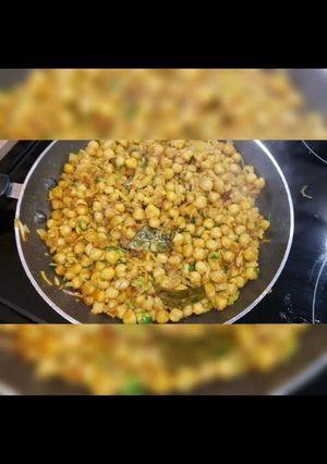 A picture of Chana masala biran.