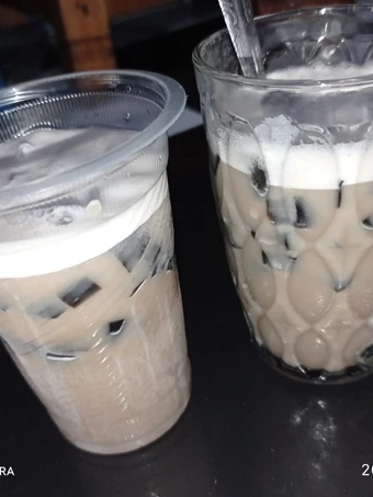 Langkah Gampang Membikin Resep Es capucino cincau yang Lezat Anti Ribet, Lezat