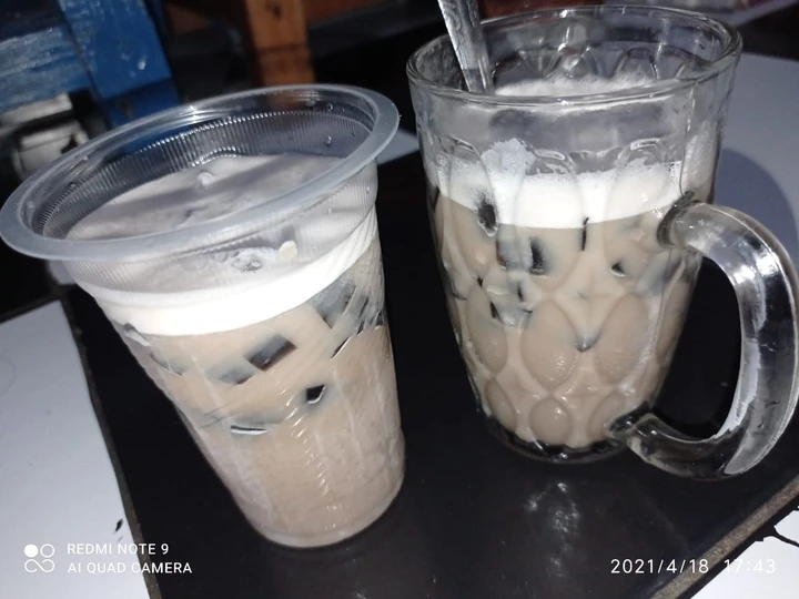 Langkah Gampang Membikin Resep Es capucino cincau yang Lezat Anti Ribet, Lezat