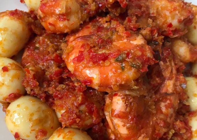 Udang Balado dengan Telur Puyuh