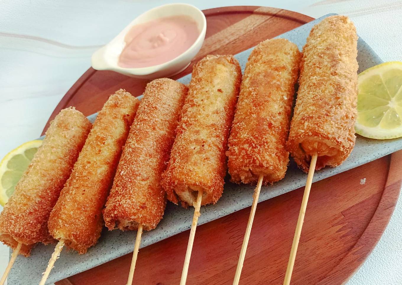 Roti Goreng Sosis Keju