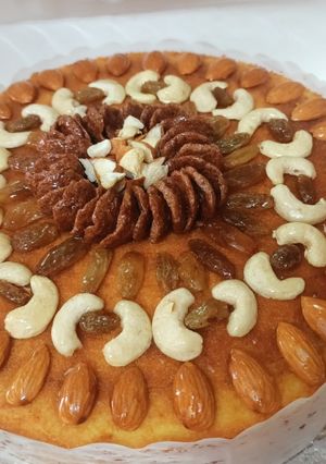 A picture of Cereal Dry fruits cake.