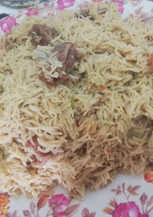 A picture of Mutton yaqni pulao.