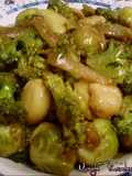 Brócoli y coles de Bruselas en wok