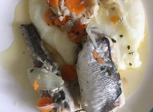 Una foto de Pescado al jugo