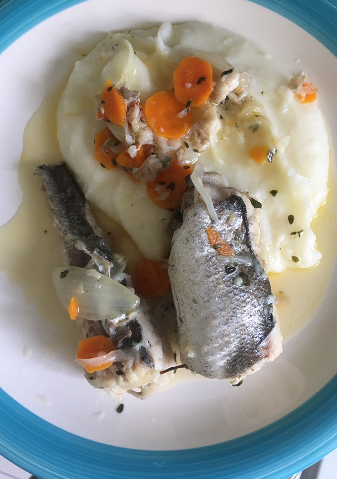 Una foto de Pescado al jugo