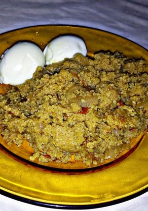Jollof couscous with cooked egg ainihin hoton girkin