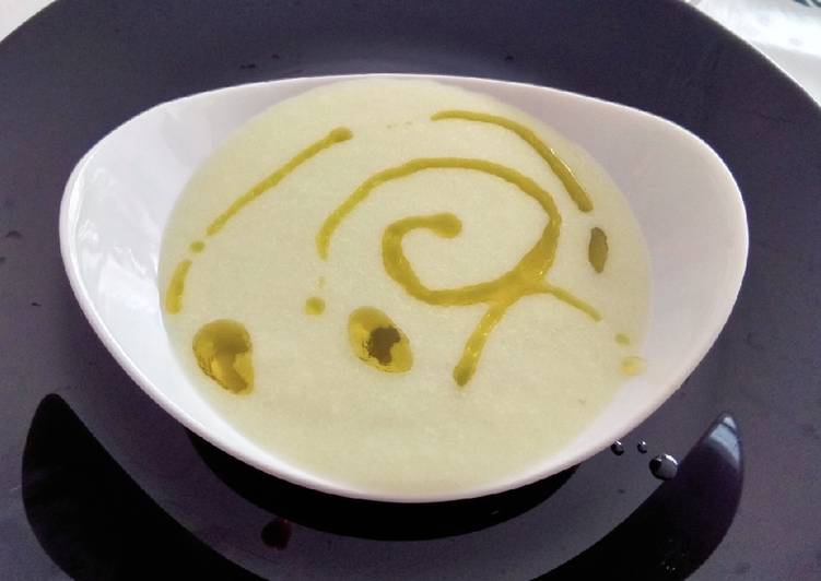 Gazpacho de pepino y manzana