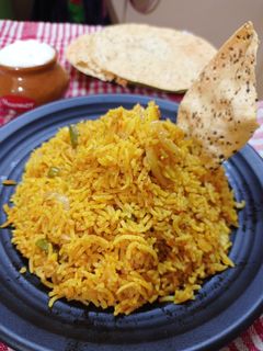 વેજ પુલાવ (Veg Pulao Recipe in Gujarati) રેસીપી મુખ્ય ફોટો