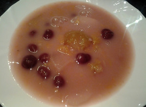 Vegyes gyümölcsleves recept fotója