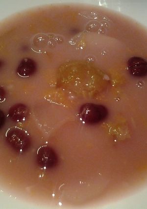 Vegyes gyümölcsleves recept fotója