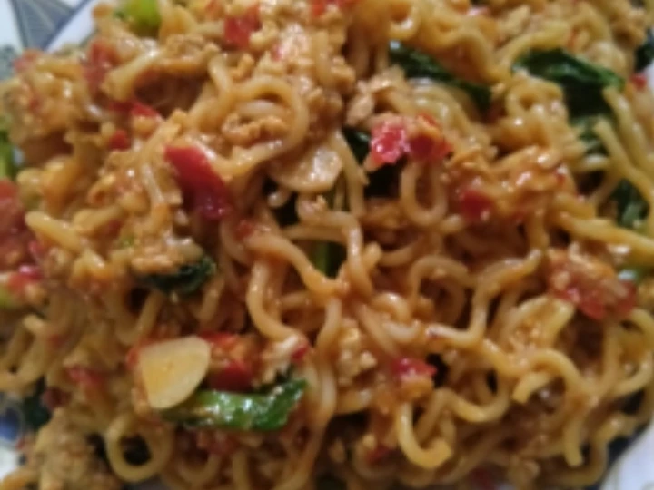 Cara Mudah Membikin Resep Mie tek-tek klasik abang-abang ala rumahan yang Bikin Ngiler Anti Ribet, Mantap Sekali