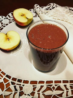 Una foto de Batido de fruta con levadura nutricional y cacao puro