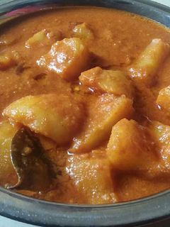 தலைப்பு : உருளைக்கிழங்கு கிரேவி(potato gravy recipe in tamil) செய்முறை முக்கிய புகைப்படம்