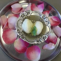 A picture of Soft rasgulla (paneer).