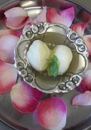 A picture of Soft rasgulla (paneer).