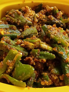 મસાલા ભીંડી (Masala Bhindi Recipe In Gujarati) રેસીપી મુખ્ય ફોટો