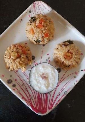 भगरीची खिचडी उपवासाची (upwasachi bhagar khichadi recipe in marathi) रेसिपी चे मुख्य फोटो 