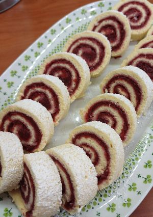 Piskótatekercs recept fotója