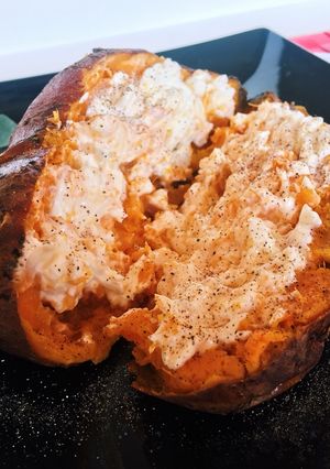 Una foto de Boniato al horno con queso de untar