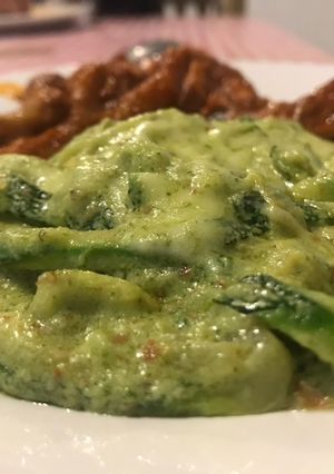 Una foto de Espagueti cremoso de calabacitas (zucchini)