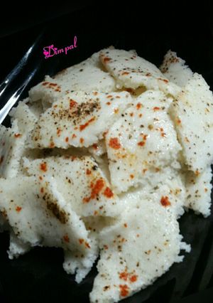 A picture of White Dhokla.