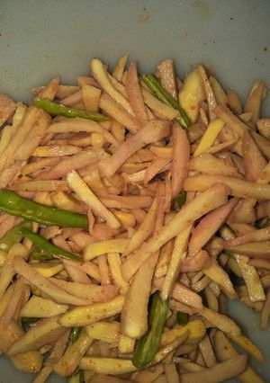 A picture of Adrak mirchi ka aachar.