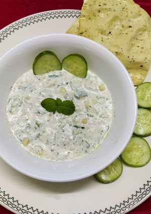 A picture of Greek Tzatziki Dip.