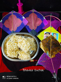 મમરા ની ચીક્કી (Mamra Chikki Recipe In Gujarati) રેસીપી મુખ્ય ફોટો