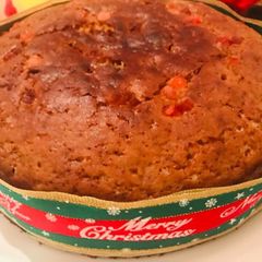 A picture of Christmas cake.