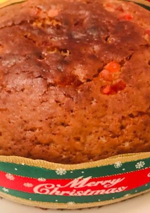 A picture of Christmas cake.