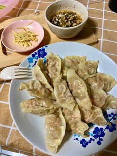 รูปของ เกี๊ยวซ่า 🥟🥟