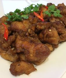 gà chiên sốt xì dầu