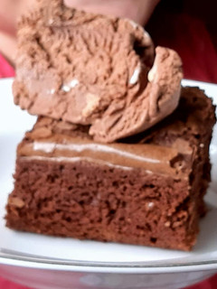 Una foto de El mejor BROWNIE de chocolate