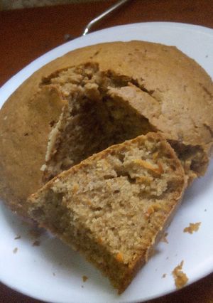 A picture of Carrot Cinnamon Cake.