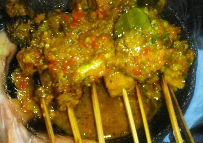 Bagaimana Membuat Sate daging Pedas Anti Gagal