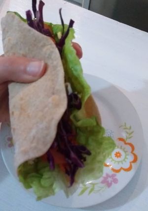 Una foto de Tacos con verduras