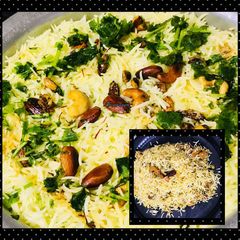 A picture of Vegetarian Navratan pulao.