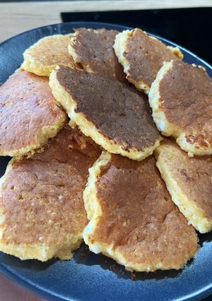 Túrós-almás zabpalacsinta recept fotója