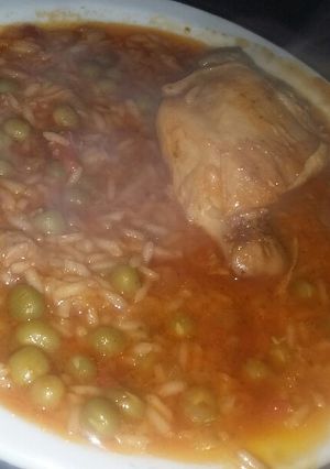 Una foto de Guiso de arroz con arvejas